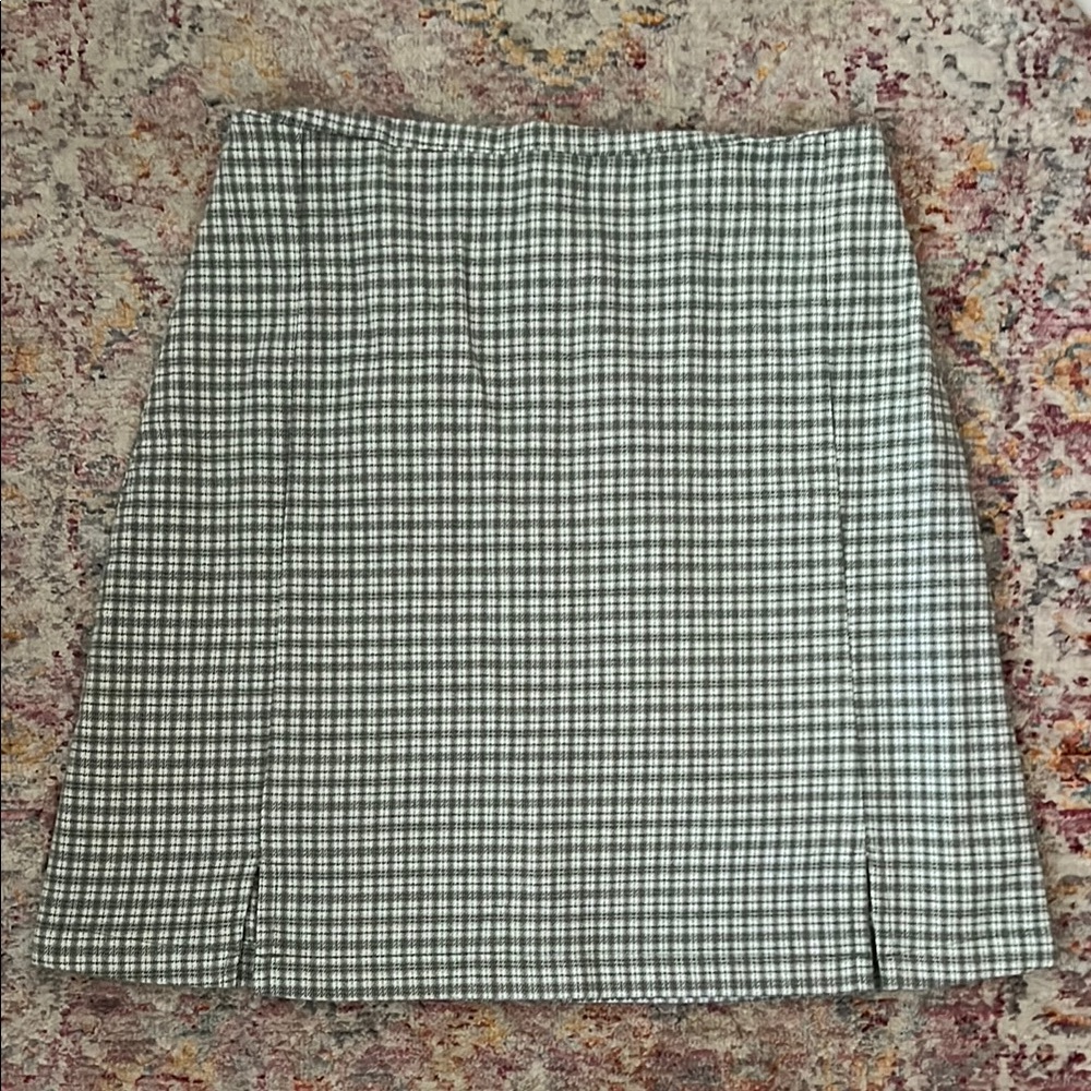 Brandy Melville green skirt